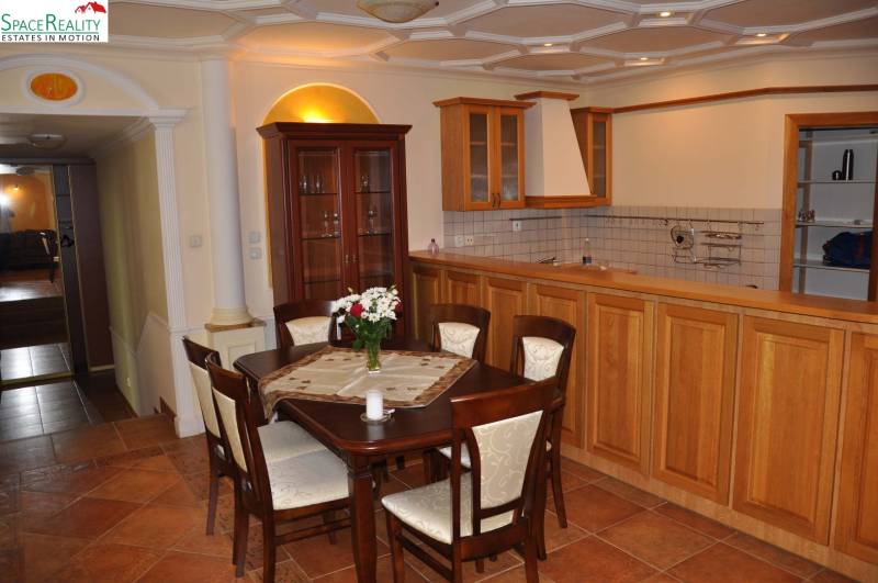 Jedálenský kút.jpg